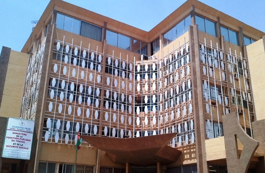 Burkina Faso : L&rsquo;administration burkinabè à l&rsquo;épreuve de la Révolution Progressiste Populaire.