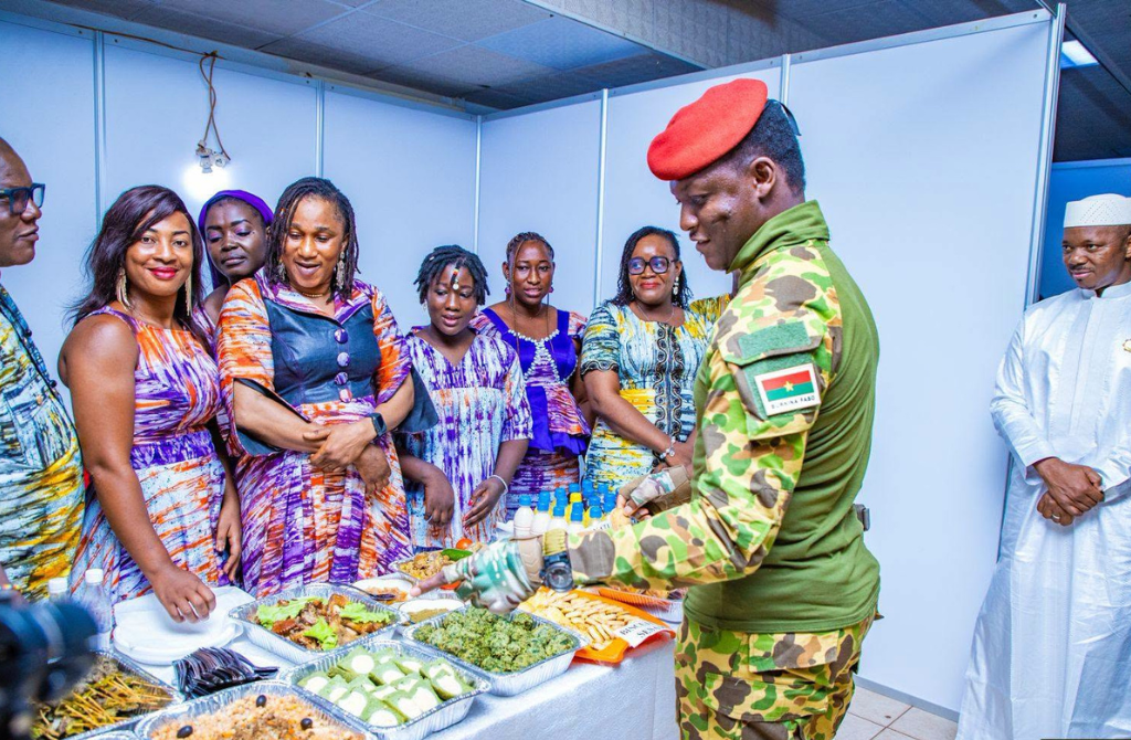 Burkina Faso : Quand l&rsquo;État fait de l&rsquo;entrepreneuriat un pilier de soutien aux veuves et victimes de guerre