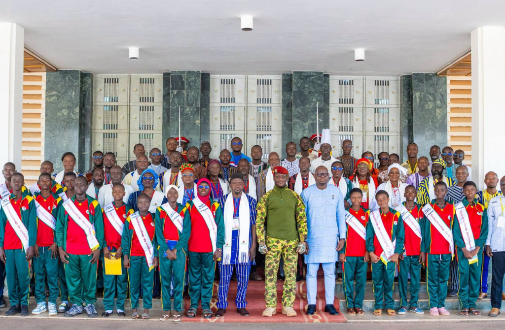 Burkina Faso : Quand le Président Ibrahim Traoré fait des jeunes les ambassadeurs du civisme et du patriotisme